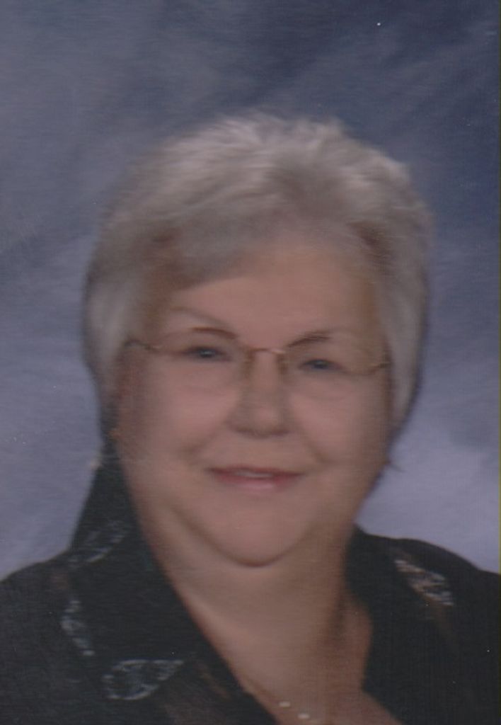 Josephine D. "Josie" (Olinski)  Probst