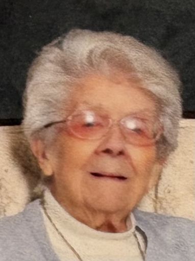 Eleanor May Davis's obituary image