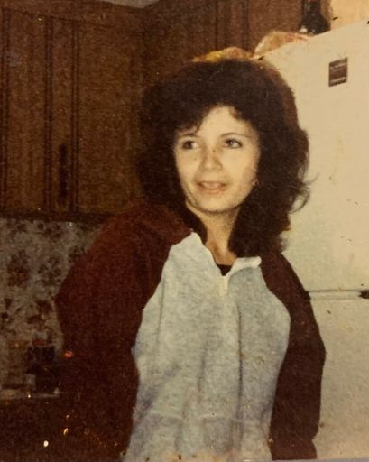 Loretta Shumans Smith photo gallery thumbnail 3 of 34