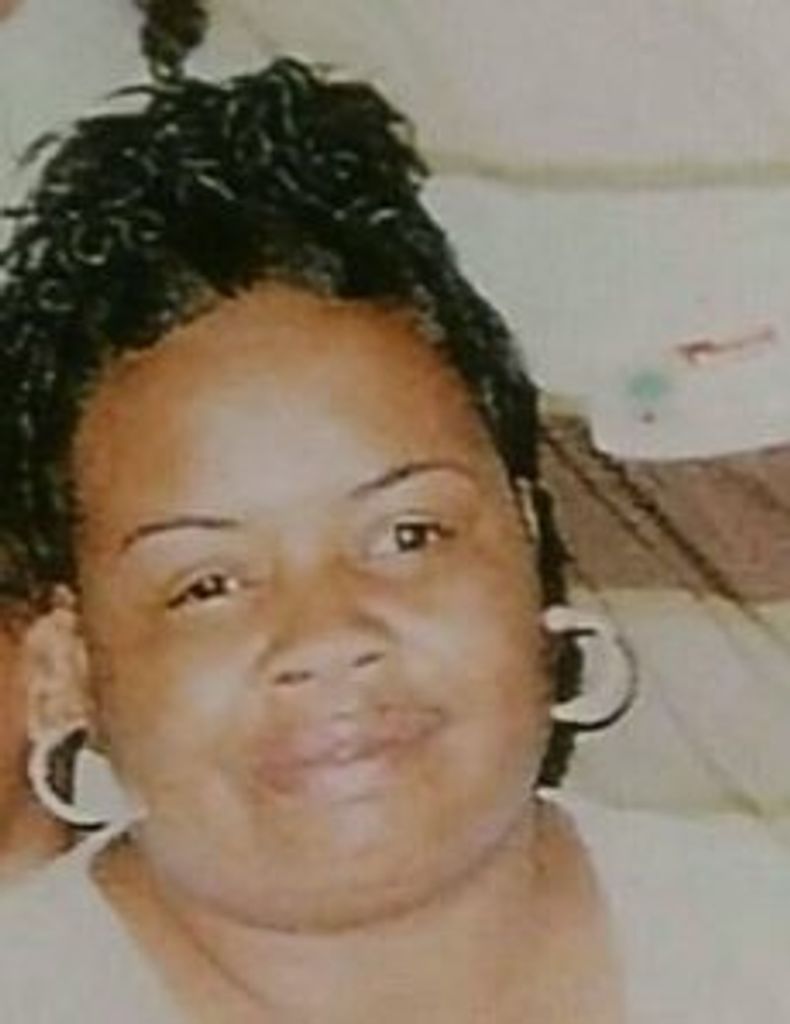 Angela Lee (Ann)  Allen