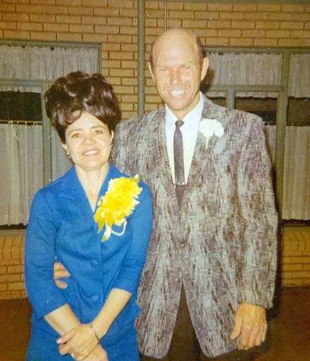 Mary Mills photo gallery thumbnail 47 of 103