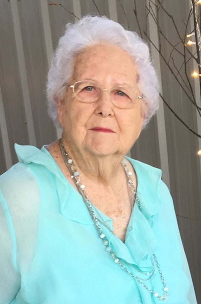 Geraldine Newman Wall Profile Photo