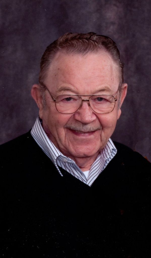 Robert "Bob" Dale Houtkooper