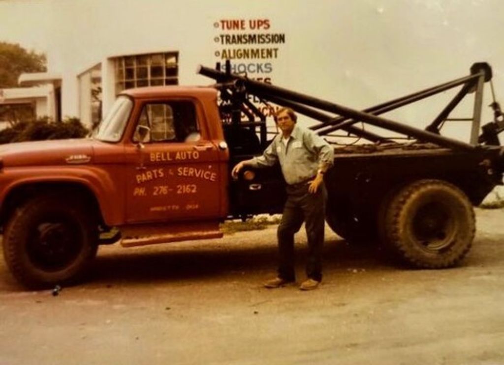 William M. "Dub" Bell Profile Photo