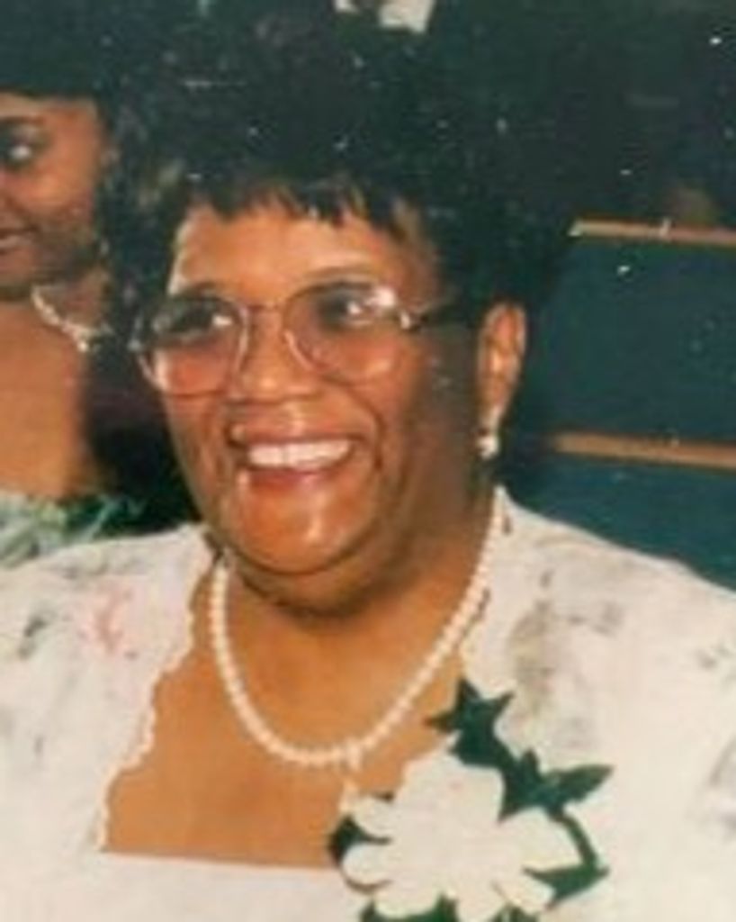 Julia Goodwin Profile Photo