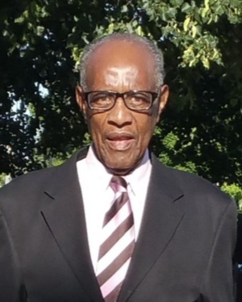Jonas Woodruff, Sr. Profile Photo