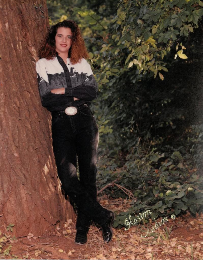 Danyne Suzanne (Haxton) Lungren