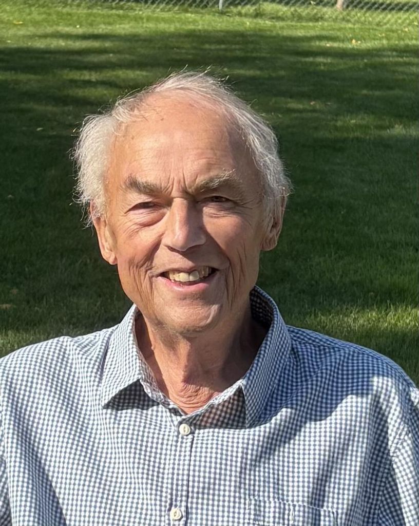 Tom Charles Swanson Profile Photo