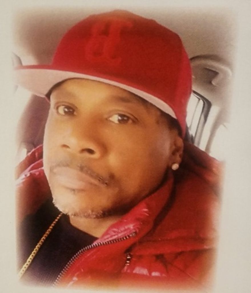 Leonardo "Hoody-Man" Harris Profile Photo