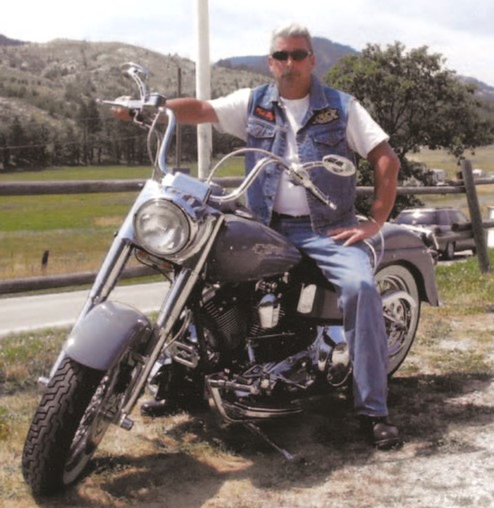 Robert Charles Leone Profile Photo