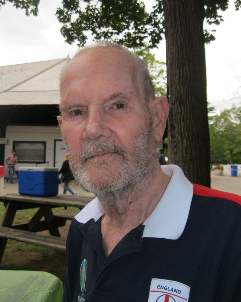 Roger W. Mansbridge Profile Photo