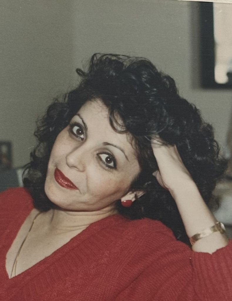 Malak Modarressi Profile Photo