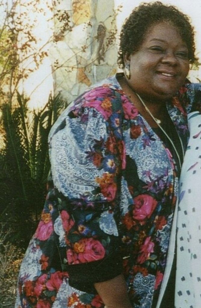 Evelyn Humphrey Profile Photo