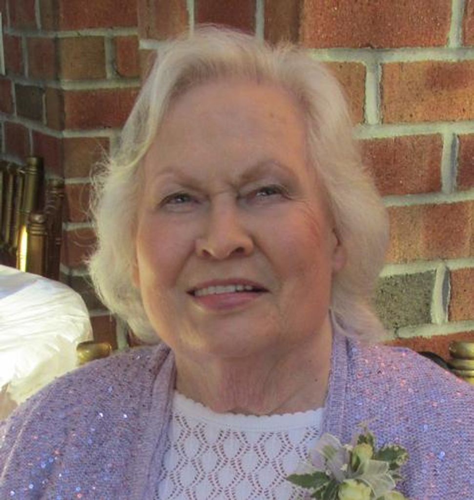 Nina Schleicher Profile Photo