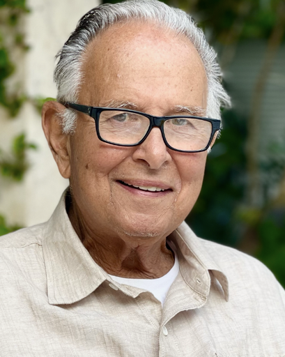Richard Manuel Fernandez Profile Photo