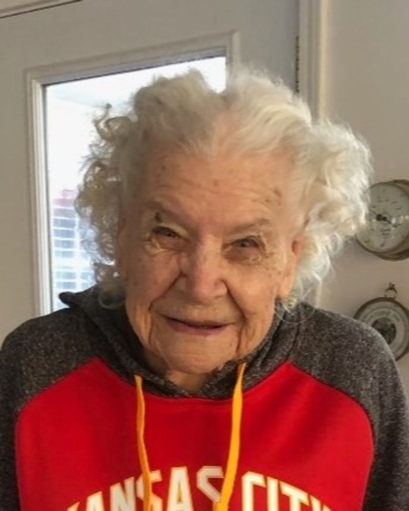 Ozite Evelyn Hall