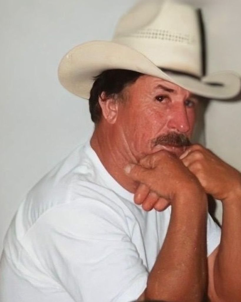 Antolin Olmos Esqueda Profile Photo