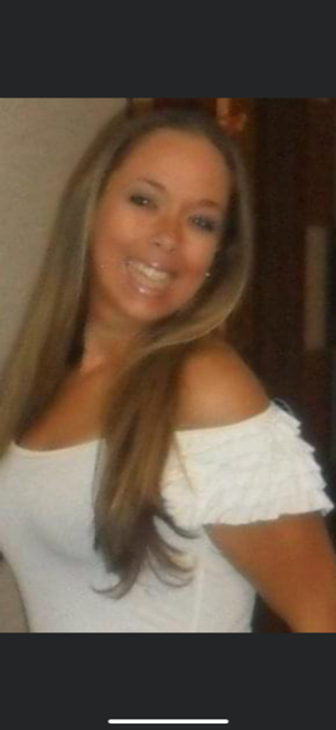 Taryn (Woodbury)  Ceurvels Profile Photo