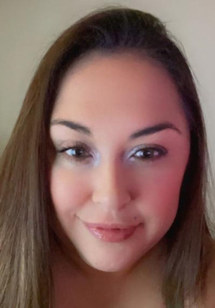 Corina Herrera-Flores Profile Photo