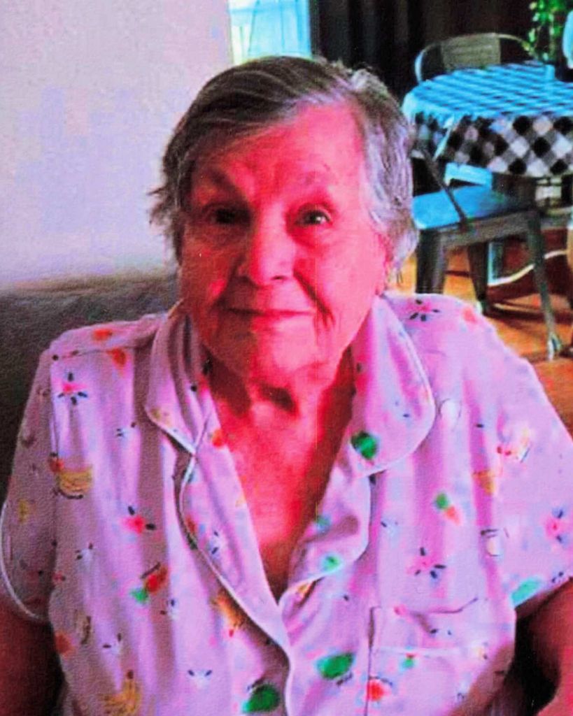 Joan Elizabeth Manchester Profile Photo