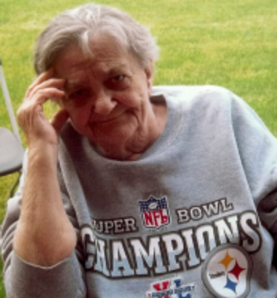 Pauline 'Mum Mum' Bell