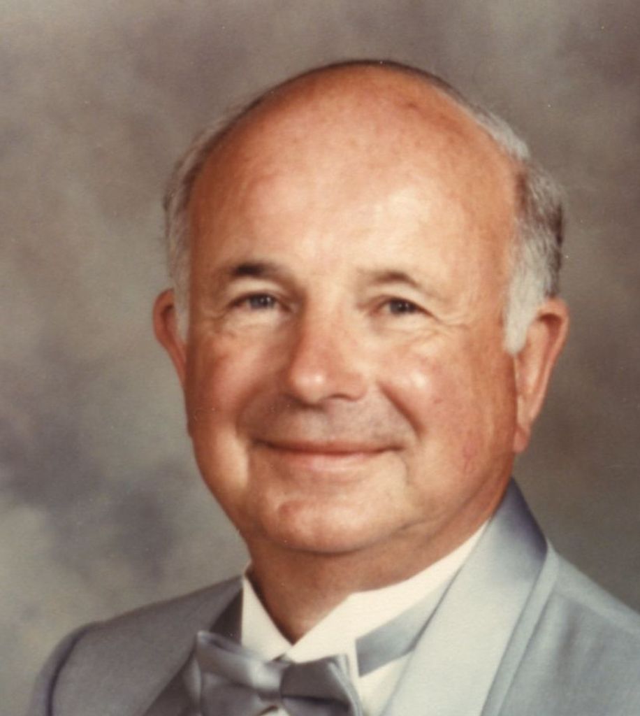 Mr.  Lowell Leslie Fink, 91