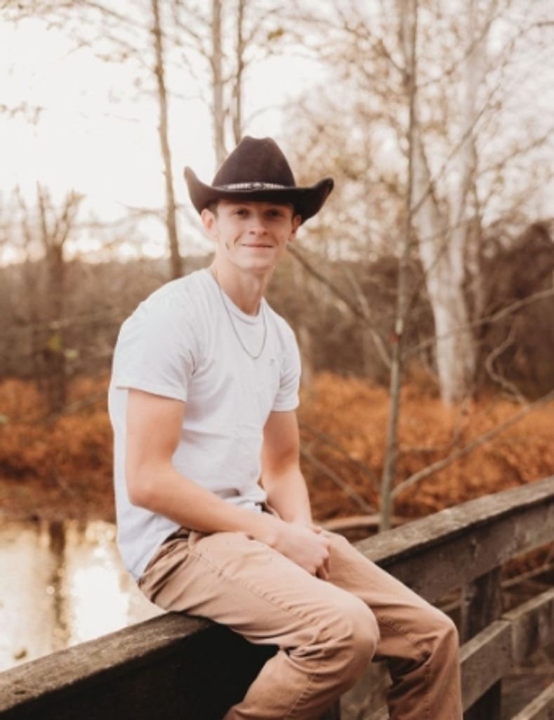 Connor  Ian Vanzile  Profile Photo