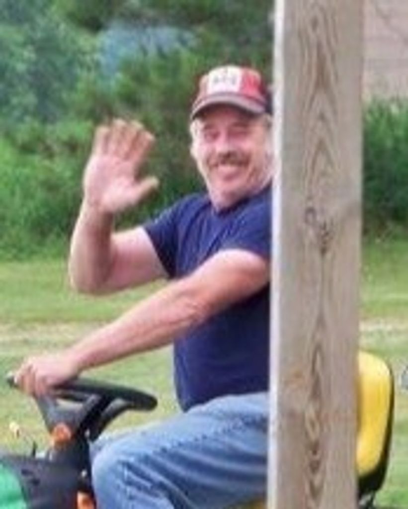 Robert Luger Profile Photo