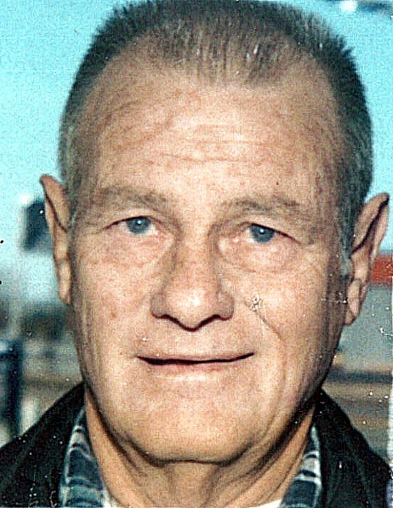 Robert Dean Huckeba