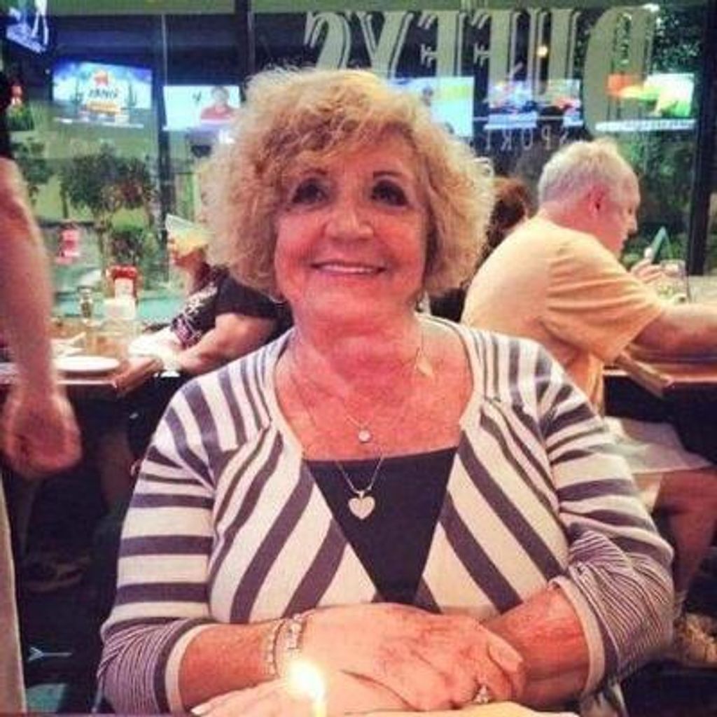 Christine Marie Woodell Profile Photo