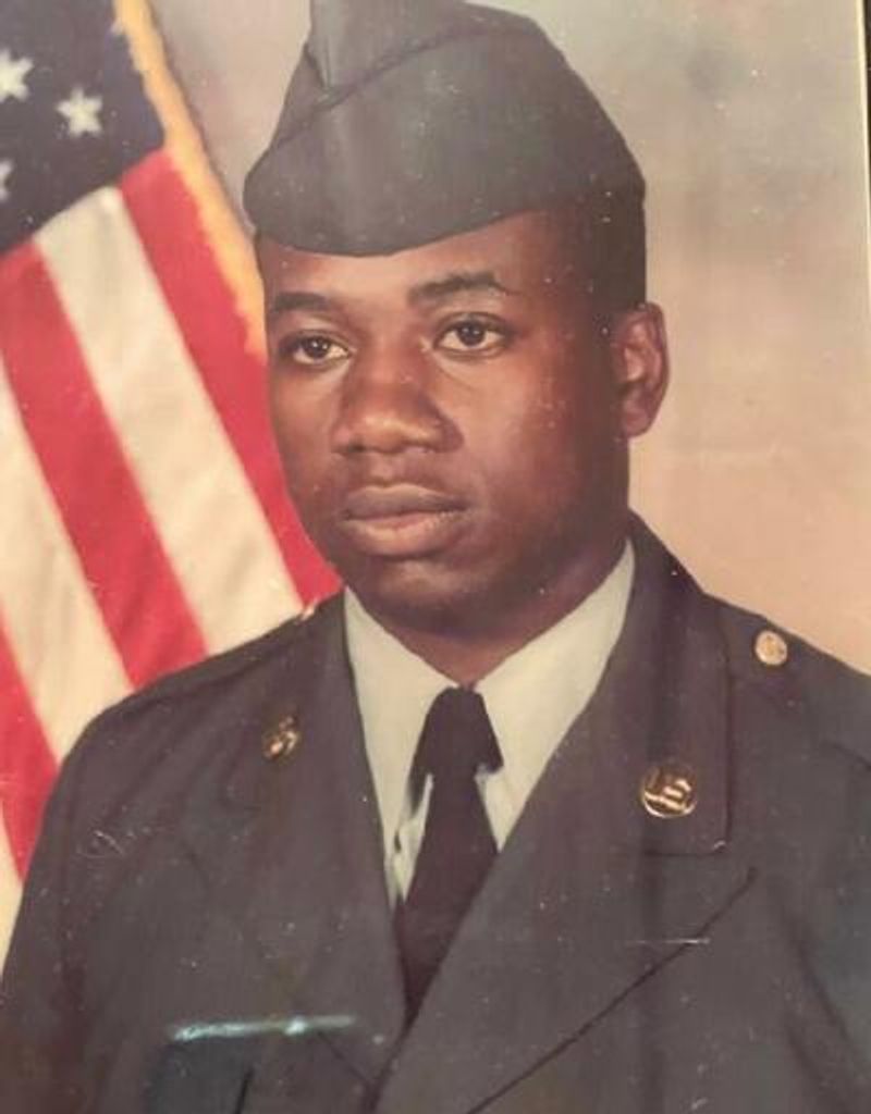 Montefeoral Lamont Davis Profile Photo
