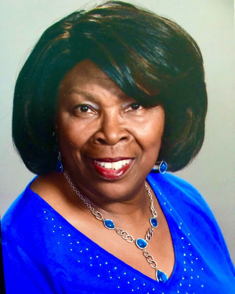 Caroline Tarrent Profile Photo