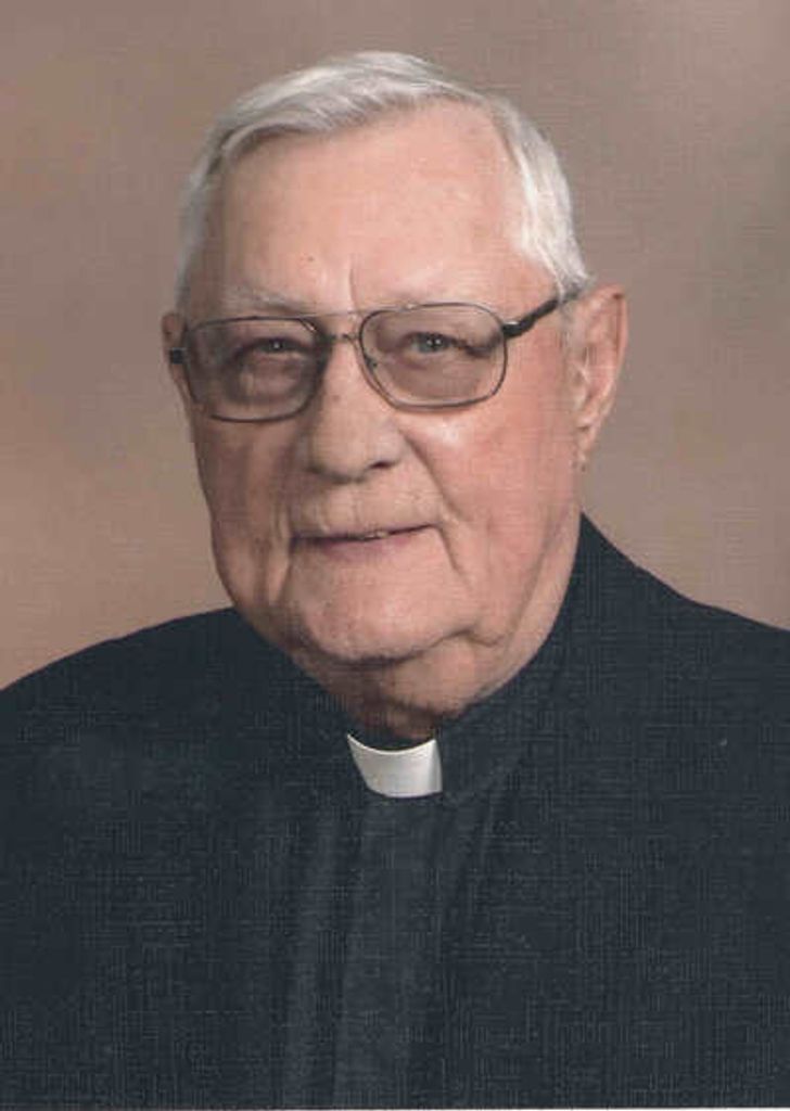 Rev. Dennis Leo Sefcik Profile Photo