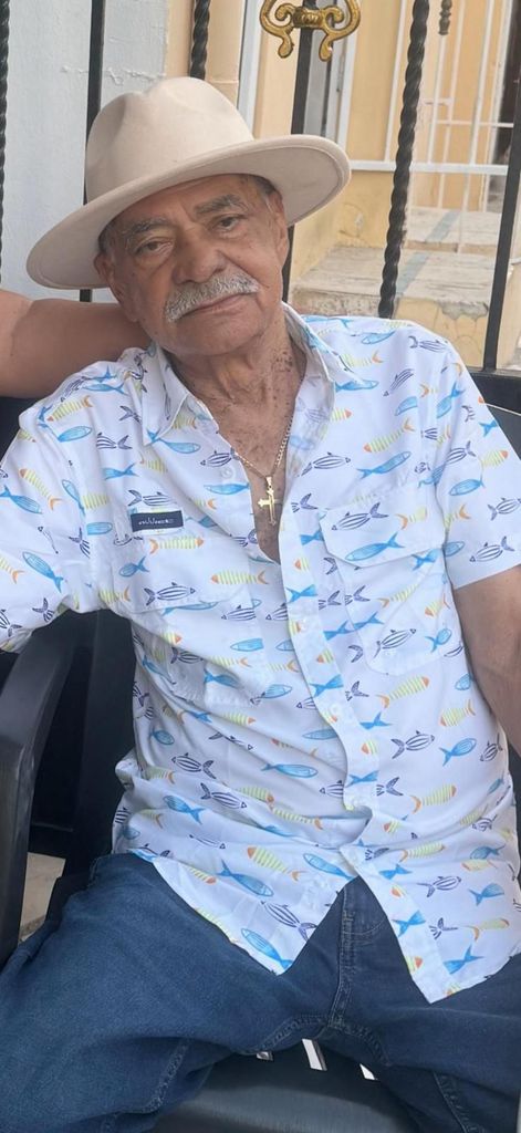 Máximino "Papote" Bierd Camacho Profile Photo