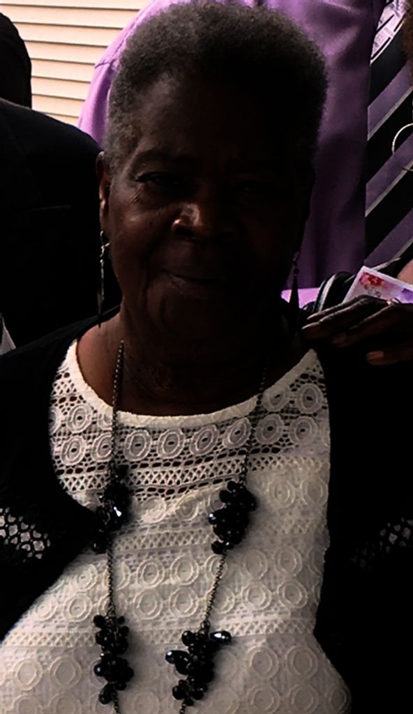 Geraldine Lewis Profile Photo