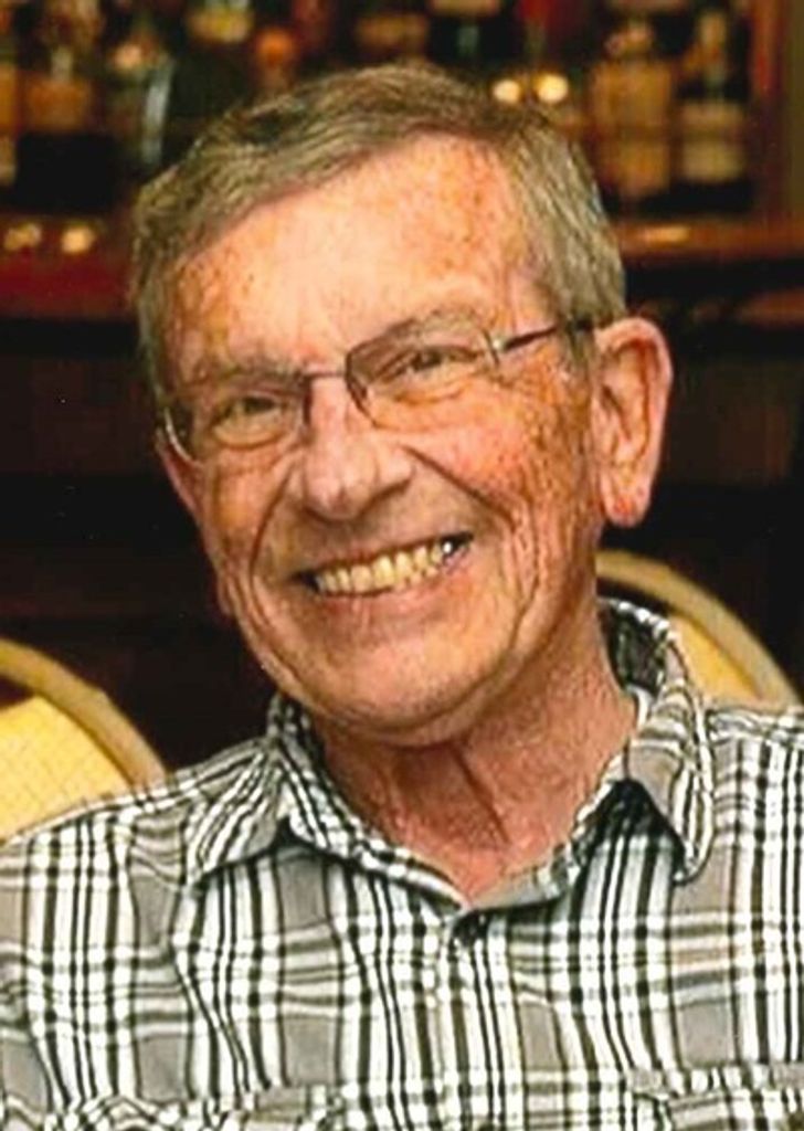 Robert E. Groth
