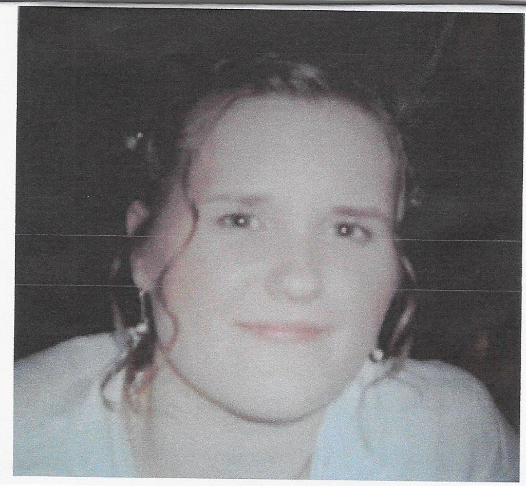 Whitney Layne Burnett Profile Photo
