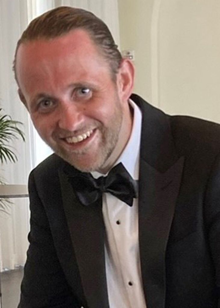 Peter Hughes Profile Photo