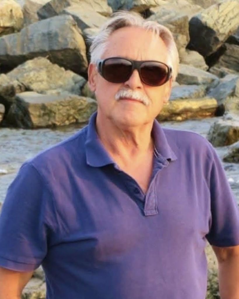 Earle Donald Roberts Profile Photo