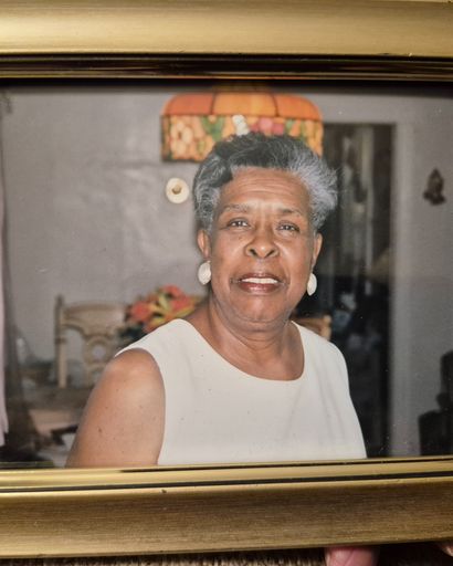 Gwendolyn Butler Profile Photo