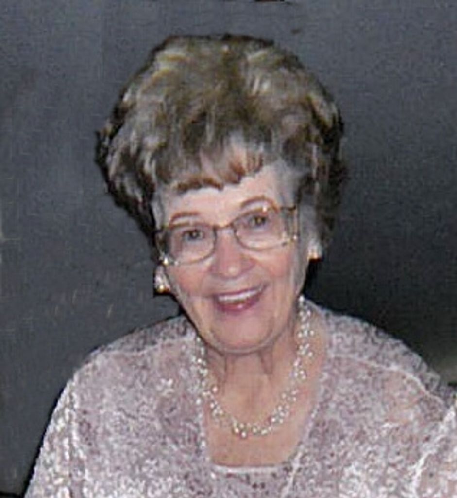Elaine  Gwendolyn Roth