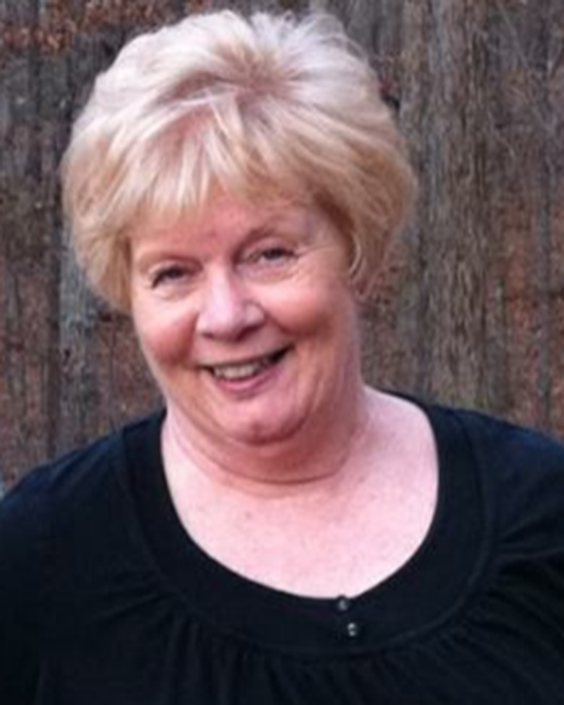 Linda M Lummus