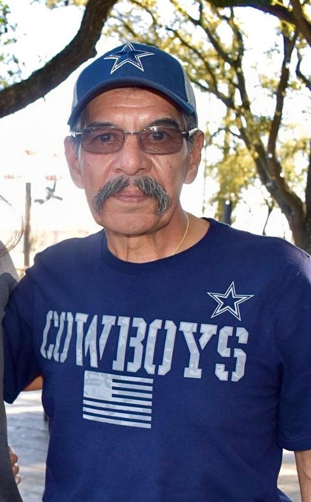 Cruz Torres Jr. Profile Photo