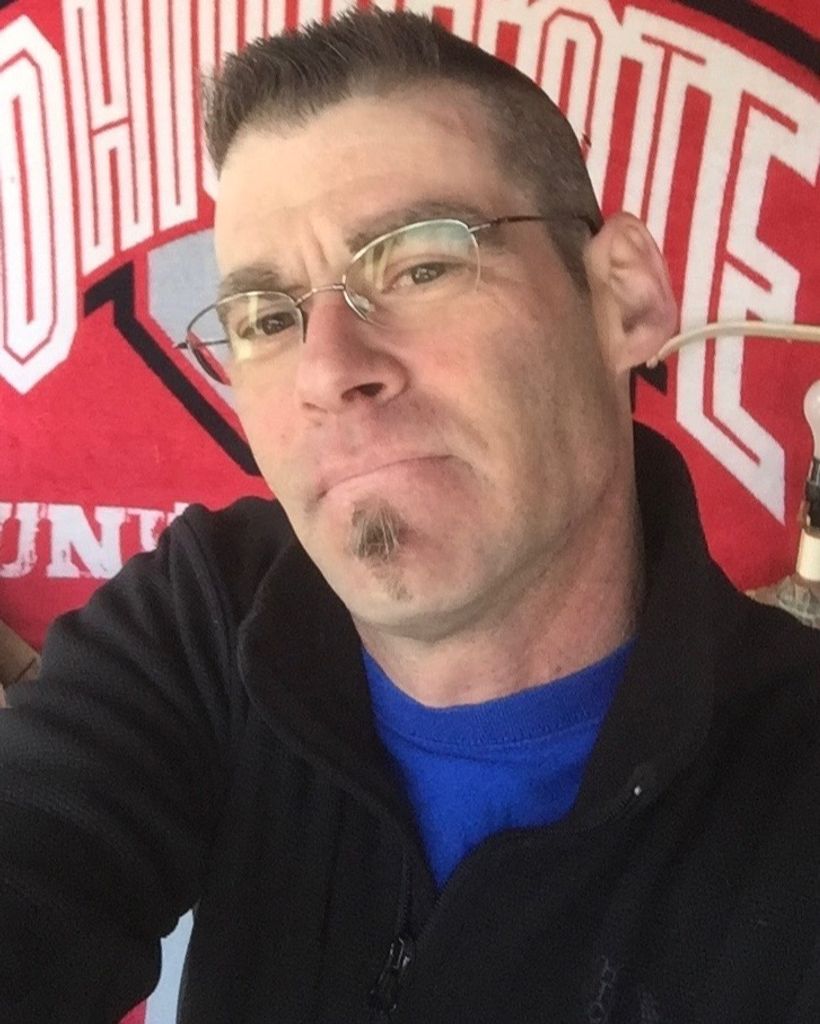 Aaron Tod Moore Profile Photo