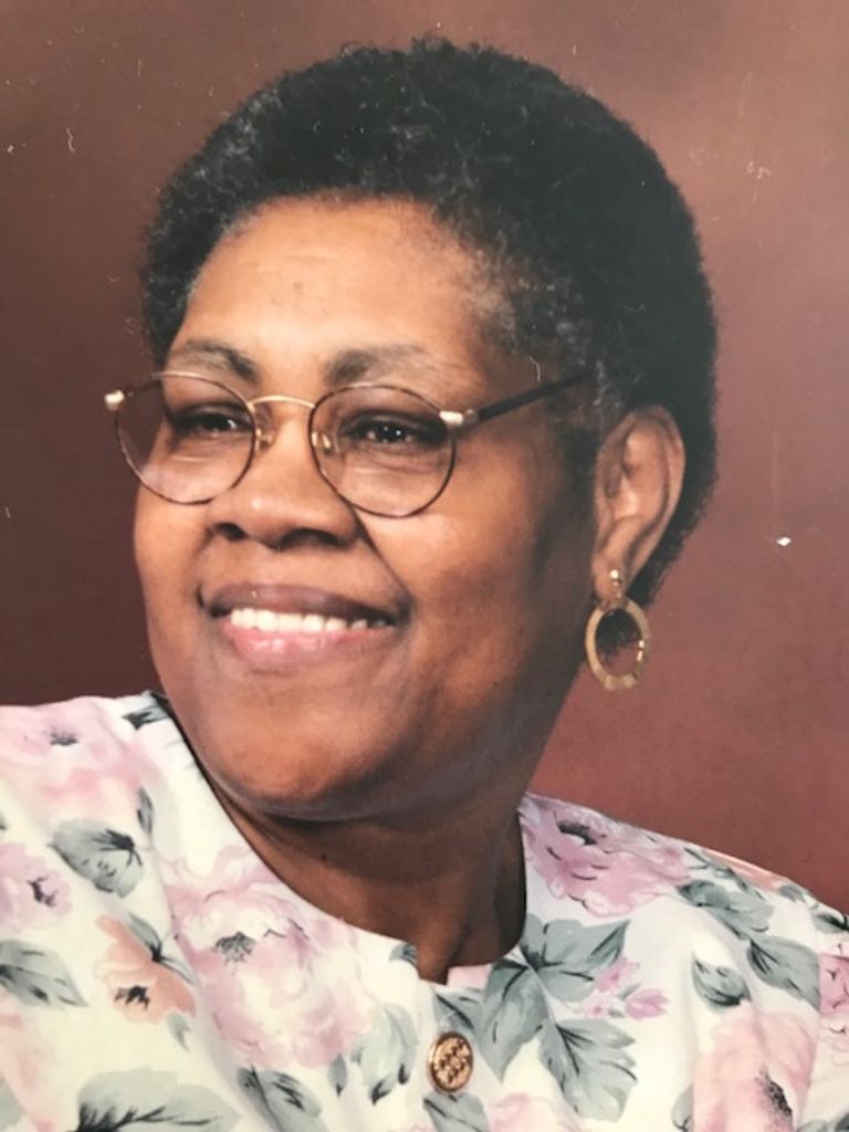 Sarah Showers Profile Photo