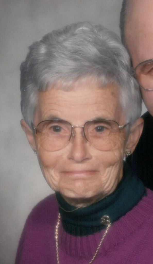 Alice D Linn Profile Photo