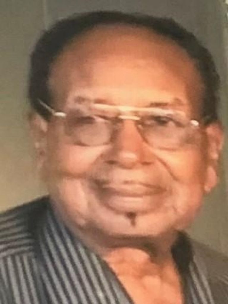 Manuel Smith, Sr. Profile Photo