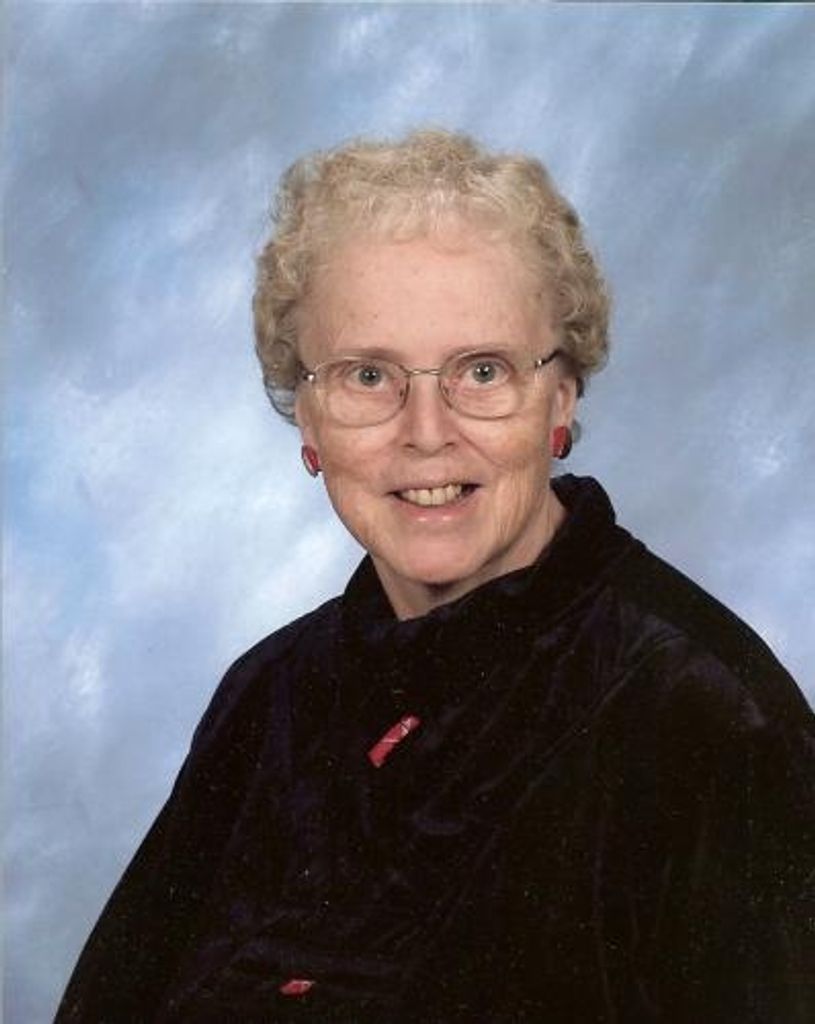 Eva Minot Profile Photo
