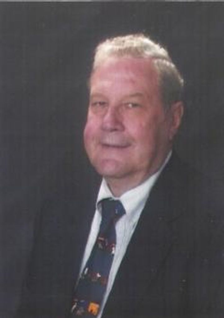 Melvin M Frey