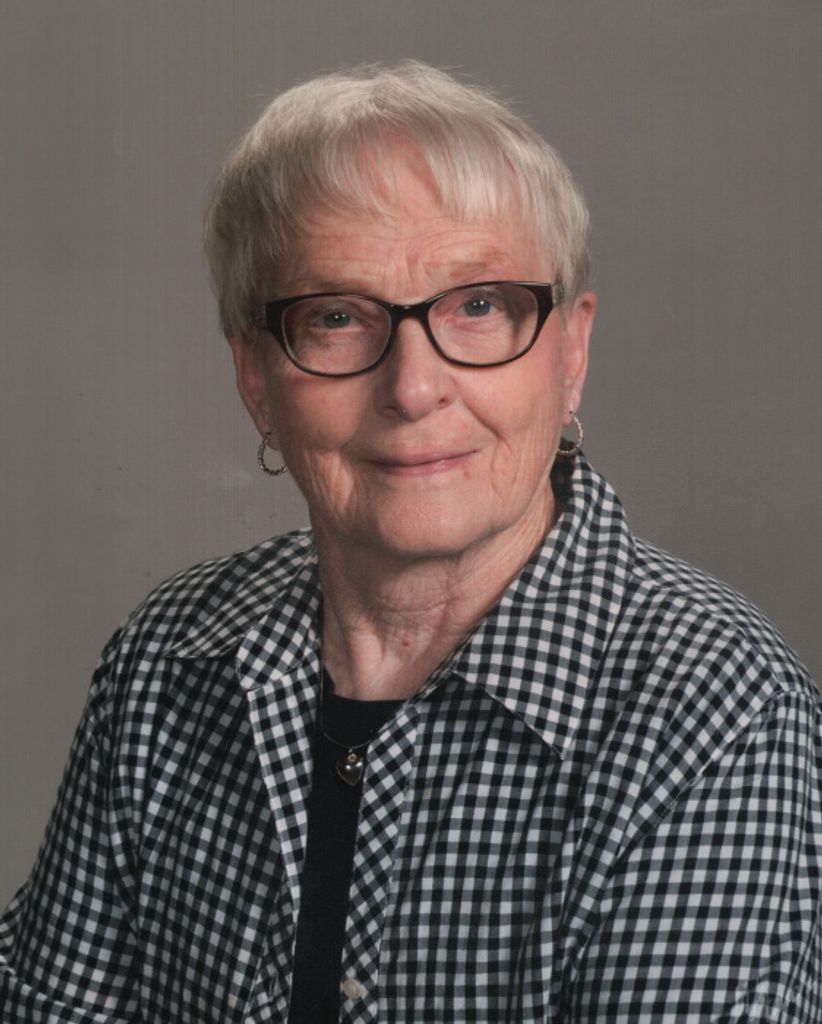 Adelia "Dee" Stumpf